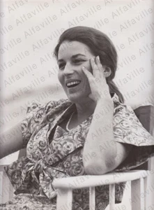 Silvana Mangano in spiaggia. Anni 50'. FOTO ORIGINALE D'EPOCA. Cm. 30 x 24 - Picture 1 of 3
