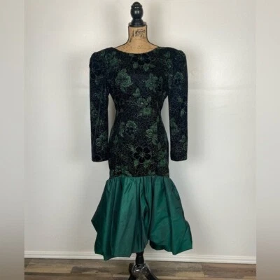 Pantagis Vintage 80's Evenings Dress Size 10 Green Velvet USA Fairy Whimsigoth - Image 1 of 4