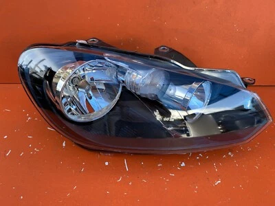 Крышка правой фары 2010-2014 Volkswagen Golf TYC 20-12685-00-9 - Изображение 1 из 4