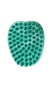 Groomer Essentials Rubber Curry Brush - Picture 1 of 2