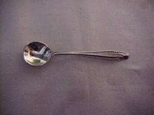 WALLACE STRADIVARI STERLING SILVER SALT SPOONS MINT!!! 2 1/2 INCH - Picture 1 of 1