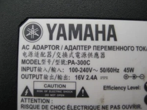 PA-300C Adattatore di Alimentazione OEM YAMAHA PSR-S550 S650 S670 S970 S975 SX900 16V 2.4A 45W - Foto 1 di 4