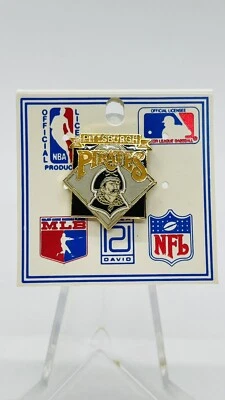 Pittsburgh Pirates Vintage Logo Lapel Pin VINTAGE MLB PETER DAVID LAPEL PIN NEW - Image 1 of 4