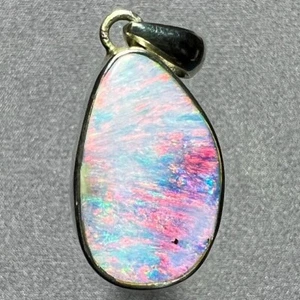 Silver * Beautiful Reds * 17ct Natural Australian Solid Boulder Opal Pendant - Picture 1 of 4