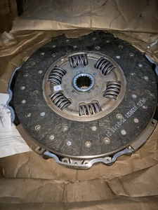 GENUINE MERCEDES CLUTCH 0282505701 ACTROS - Picture 1 of 3