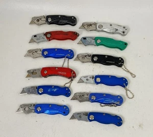 🌟Posten von 12 Mini Schlüsselanhänger klappbare Allzweckmesser, verschiedene Teppichschneider Großpackung Posten - Bild 1 von 5