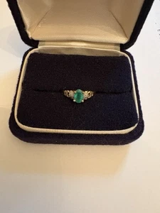 Vintage 10k Emerald Gold Ring ~ VGUC - Picture 1 of 9