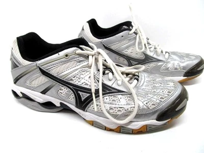 Zapatos deportivos Mizuno Wave aclaradores negros y plateados para mujer talla US 10,5 Foto 1 de 4