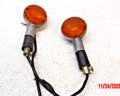 94 92-04 Suzuki Intruder VS 800 VS800GL 1994 intermitentes delanteros LEER DESCRIPCIÓN Foto 1 de 4