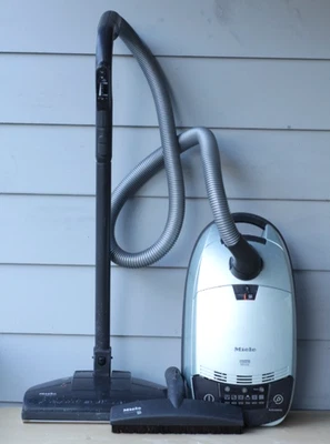 Miele Vacuum Model S558 , Vacuum Head, Hose, All attachments.  Works Great. - Image 1 of 4