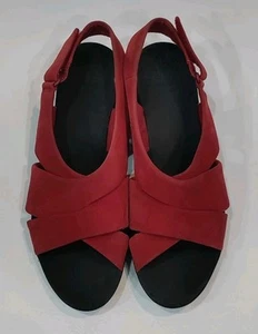 Clarks Cloudsteppers Women’s Adjustable Suede Red Sandals. UK Size 6.5 D - Picture 1 of 10