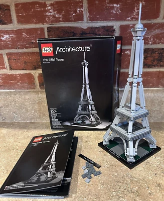 LEGO ARCHITECTURE: The Eiffel Tower (21019) - Image 1 of 3
