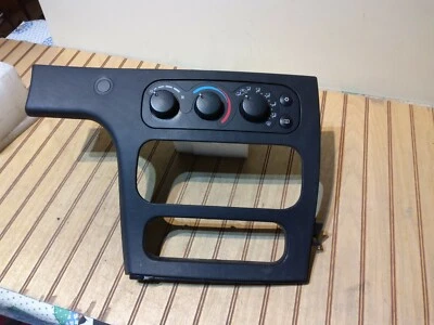 DODGE INTREPID CLIMATIZADOR Y BISEL OEM 1998-2005 Foto 1 de 4