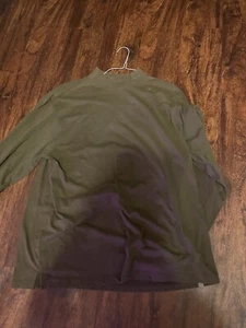 Herren Izod Pullover Shirt. Gr. XL. Farbe Braun - Bild 1 von 3