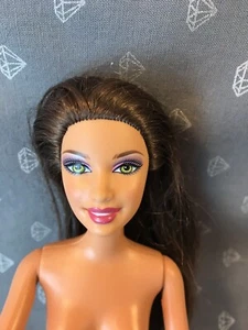 18 BBR1 - Moda Fiebre Barbie DEFECTO MANOS MASTICADAS Articulado  - Imagen 1 de 6