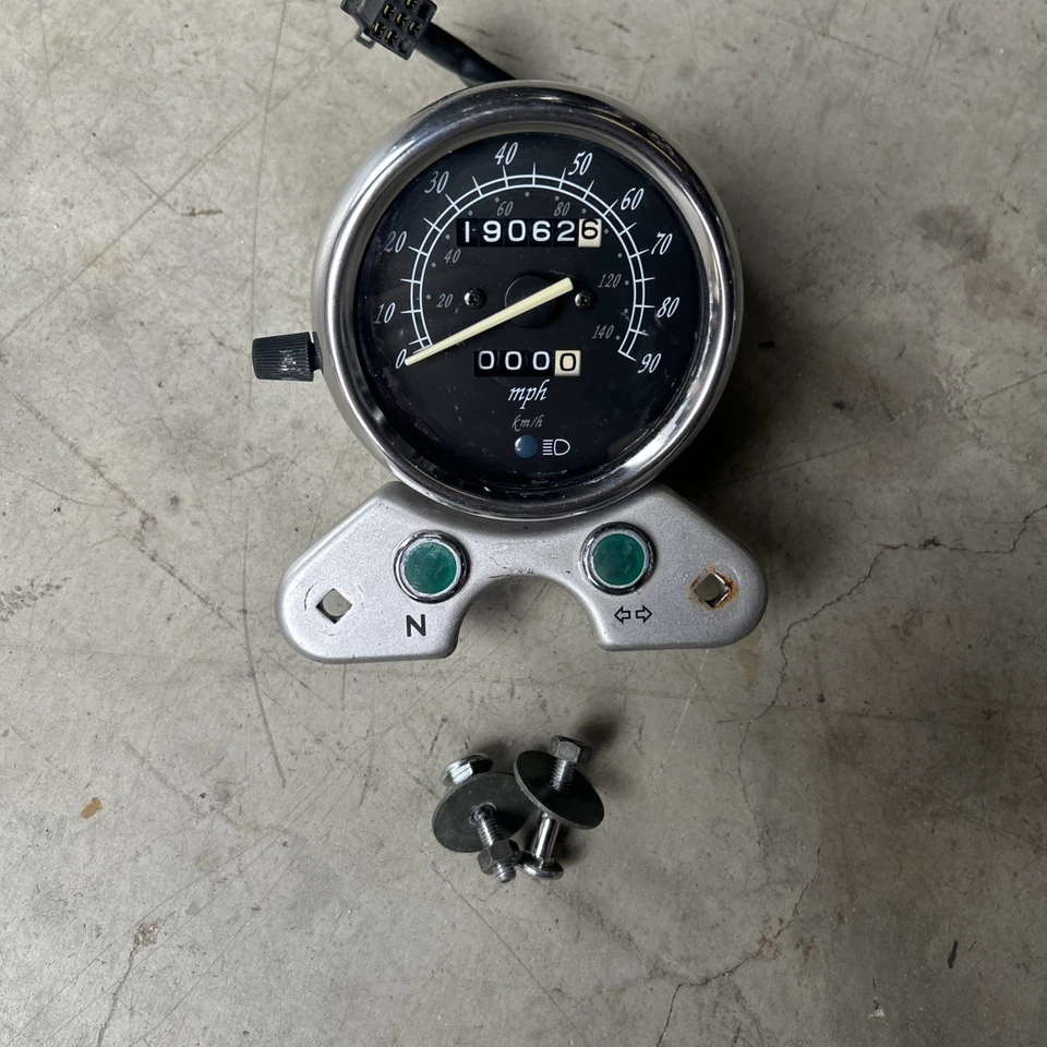 1999 - 2010 Suzuki GZ250 Speedometer Assembly Odometer With Hardware - Image 1 of 4