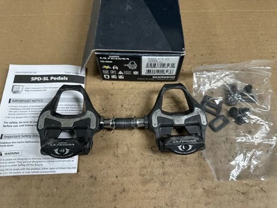 Shimano Ultegra PD-6800 SPD-SL Clipless Road Pedals - Image 1 of 4