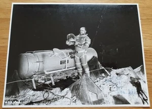 WARREN MITCHELL autograph on 1969 photo for Moon Zero Two RARE! Alf Garnett Till - Picture 1 of 4