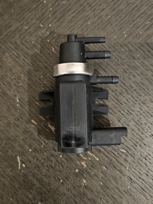 Electroválvula turbocompresor FL3E-98E882-BA para Ford Taurus Edge C-MAX #1 Foto 1 de 4