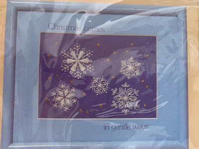 Creative Circle Christmas Gentle Snowflakes Crewel Embroidery Kit #2332 NEW - Image 1 of 4