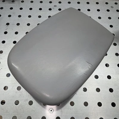 1997-2002 Ford Expedition/Navigator Center Console Armrest Lid Leather Gray OEM - Image 1 of 4