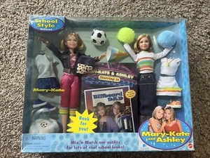 Mary-Kate and Ashley Billboard Dad School Style Gift set with 2 Dolls Rare Find  - Picture 1 of 1