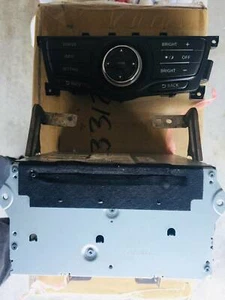 Nissan Pathfinder Stereo - Picture 1 of 7