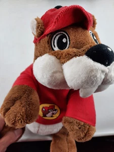 Buc-ee's Peluche Castor Mascota por JAAG, Camisa con Logo Buc-ee's y Gorra 10 Pulgadas - Imagen 1 de 12