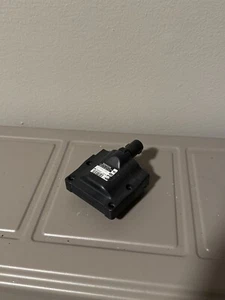 1995 Toyota 4Runner 3.0 V6 Ignition Coil OEM - Picture 1 of 3