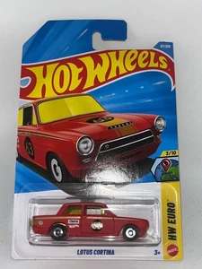 Hot Wheels Mainline Case C 2026 Lotus Cortina Red - scheda lunga - Foto 1 di 2