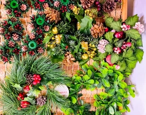 Vintage Weihnachten Kerzenring Weihnachtsstern Stechpalme Kunststoff Kranz Taiwan China - Bild 1 von 8