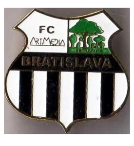 Pin (badge) Slovakia Artmedia Petržalka - Picture 1 of 1