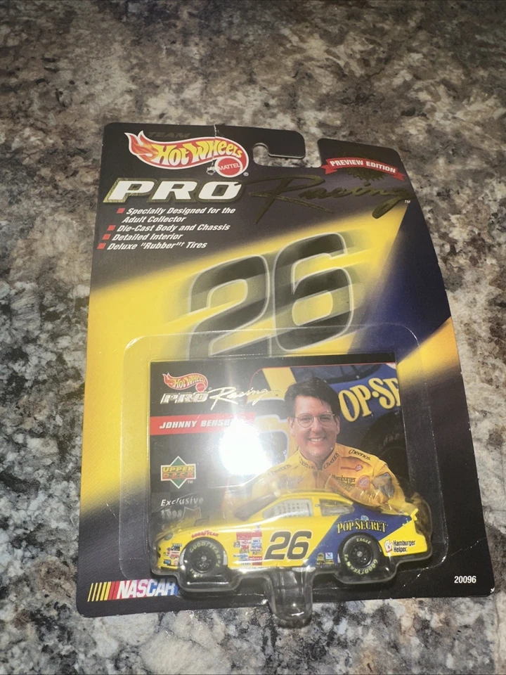 Hot Wheels Pro Racing 20096 1st Edition 1998 Johnny Benson Cheerios #26