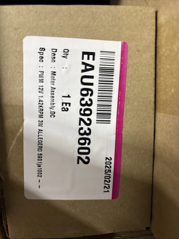 EAU63923602 Genuino OEM LG Refrigerador Condensador Ventilador Motor Nuevo En Caja Foto 1 de 1