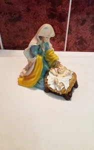 Krippenfigur Hawthone Village Maria Mit Kind The Light From Within Nativity 2010 - Bild 1 von 7