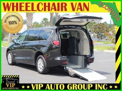 2023 Chrysler Voyager LX - Image 1 of 4