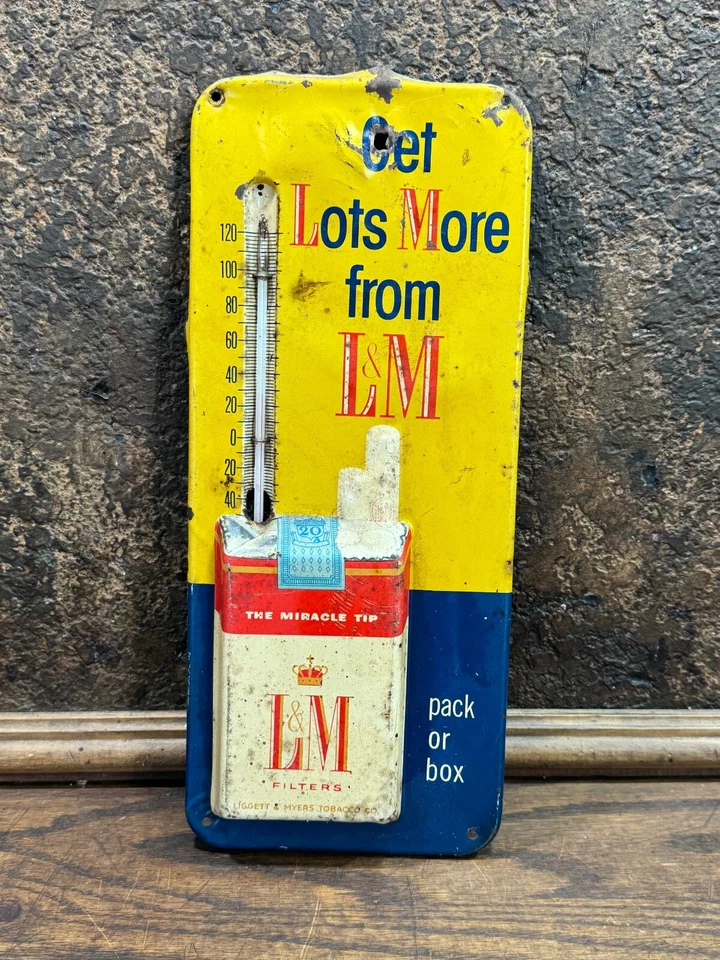 Termómetro publicitario de metal vintage para cigarrillos L&M ~ montaje en pared exterior Foto 1 de 4