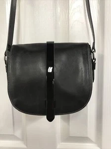 Clarks Black Faux Leather Crossbody Bag/Purse 7“ X 9“ - Picture 1 of 8
