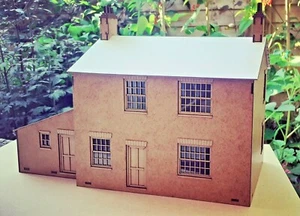 Pub Laser Cut Scratch Aid Built Layout Kit 0 Gauge 7mm Model Railway  - Picture 1 of 3