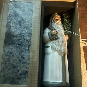 Nueva figura de árbol de plumas Marolin PaperMache azul 10" edición limitada de Santa Claus - Imagen 1 de 8