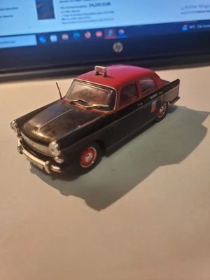 ALTAYA 1/43 ALP 404 1962 PEUGEOT 404 TAXI PARIS ROUGE ET NOIRE - Photo 1/4