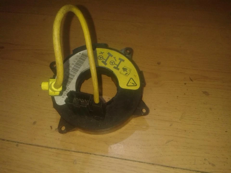 yrc100170   Slip Squib Ring for Rover 200-Series UK33137-69 - Image 1 of 1