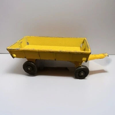 复古火柴盒系列黄色干草拖车货车压铸农场设备 3.25 英寸 — 第 1/4 张图片