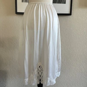 Vintage Victoria Secret Halbslip für JC Penny Union Made Größe L Spitzenbesatz cremeweiß - Bild 1 von 6