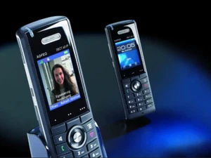 AGFEO Dect 60 IP DECT Systemtelefon inkl. Ladeschale und Akku - Bild 1 von 1