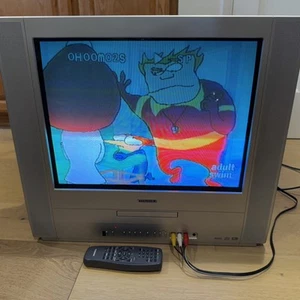 Toshiba TV MD20F-12 CRT Flat (20 Inch) Stereo Retro Gaming Tube -DVD NOT WORKING - Picture 1 of 10