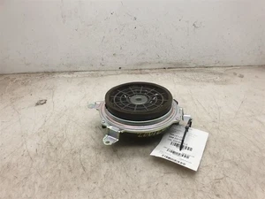 14 15 Lexus IS250 Subwoofer 86160-33810 - Picture 1 of 12