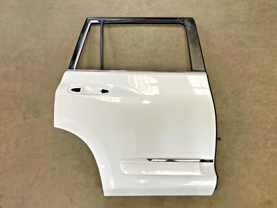⭐2010-2019 LEXUS GX460 REAR RIGHT SIDE EXTERIOR DOOR PANEL WHITE OEM LOT2450 Foto 1 de 4