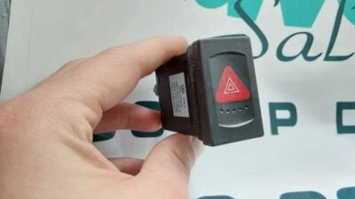 2004 Volkswagen Passat Hazard Switch  - Image 1 of 2