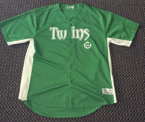 Minnesota Twins green jersey True Fan genuine MLB merchandise 2XL Cover